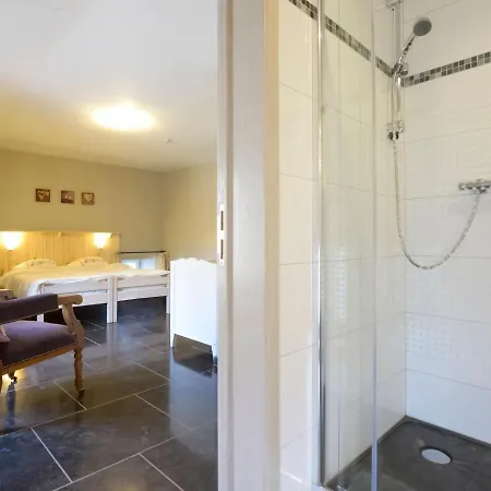 Chalet In Manhay With Sauna Near Ardennes 別荘