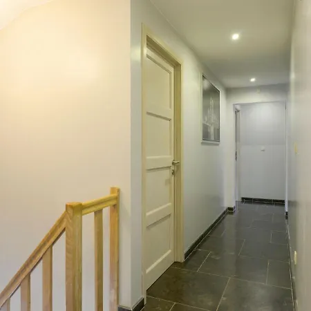 Magnificent In With Fenced Garden Manhay